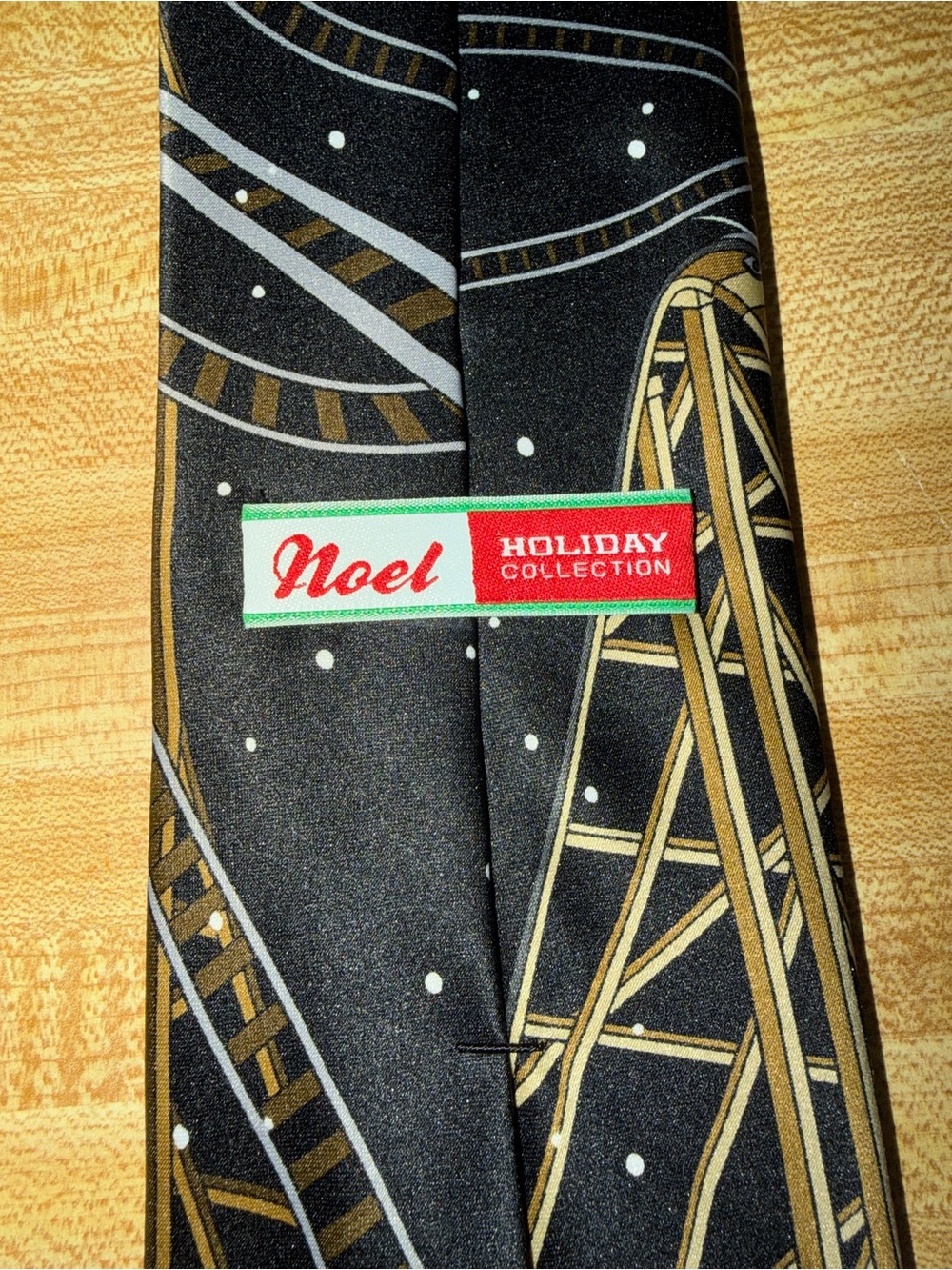 Festive Reindeer Roller Coaster Tie - Black & Red Holiday Print Christmas Noel - Picture 4 of 6